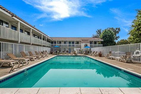 cheap hotels in petaluma|Cheap Hotels in Petaluma, CA .